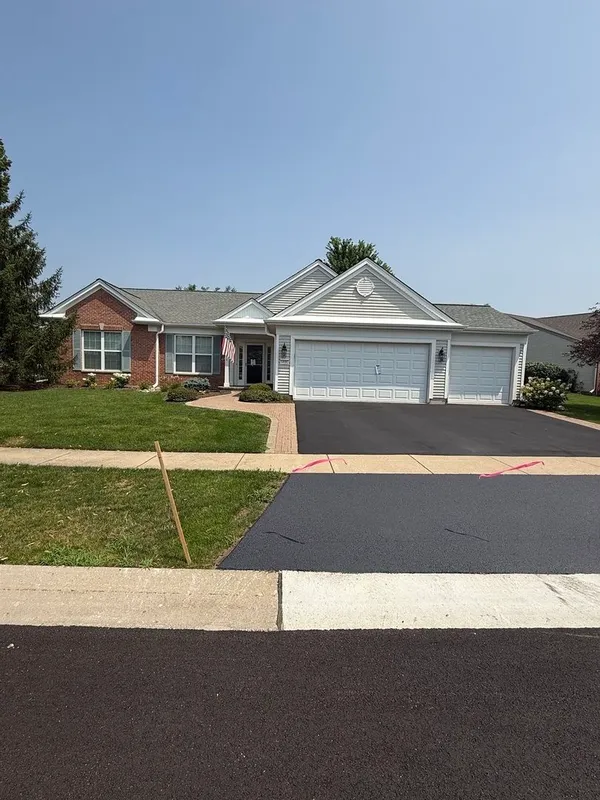 Property Slideshow image 1 of 40 | 14082 francesca cv, Huntley, IL, 60142