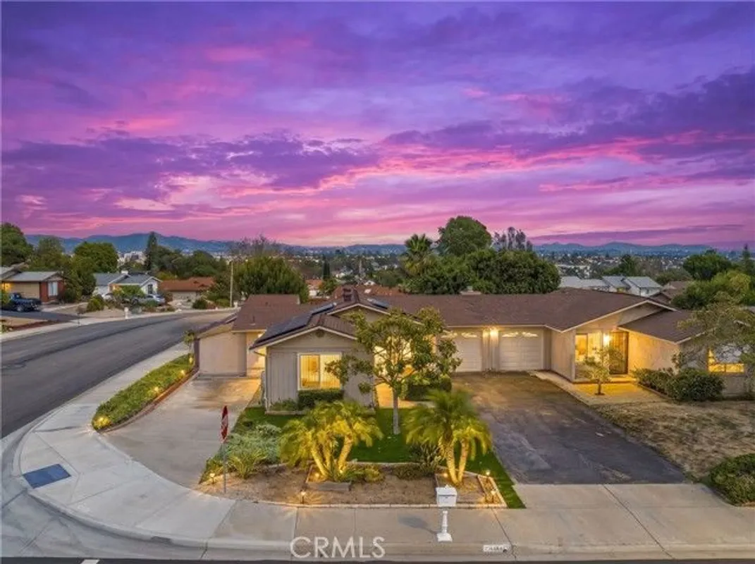 Property Slideshow image 1 of 34 | 1404 peacock blvd, Oceanside, CA, 92056