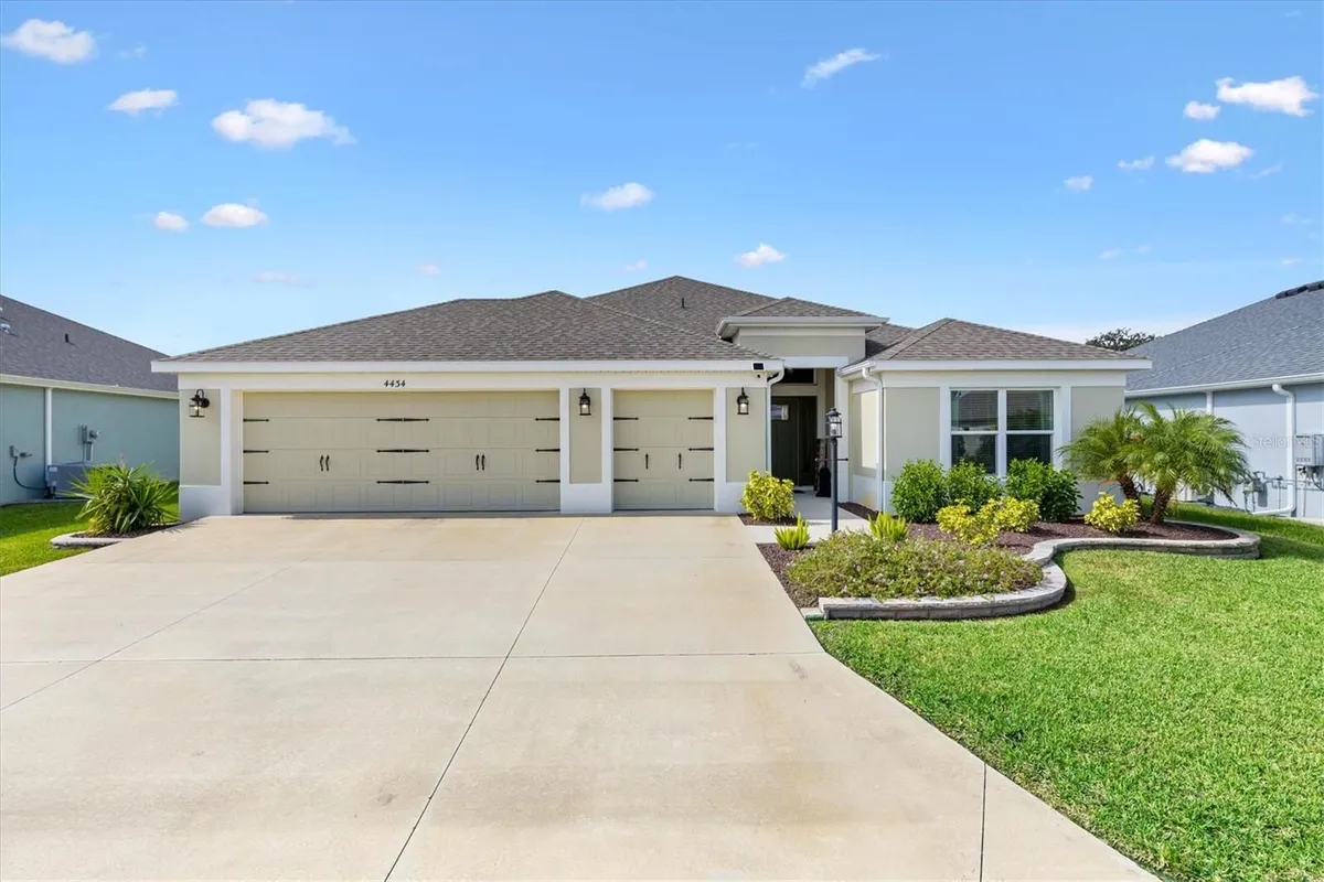 Property Slideshow image 1 of 32 | 4434 shockoe cir, The Villages, FL, 32163