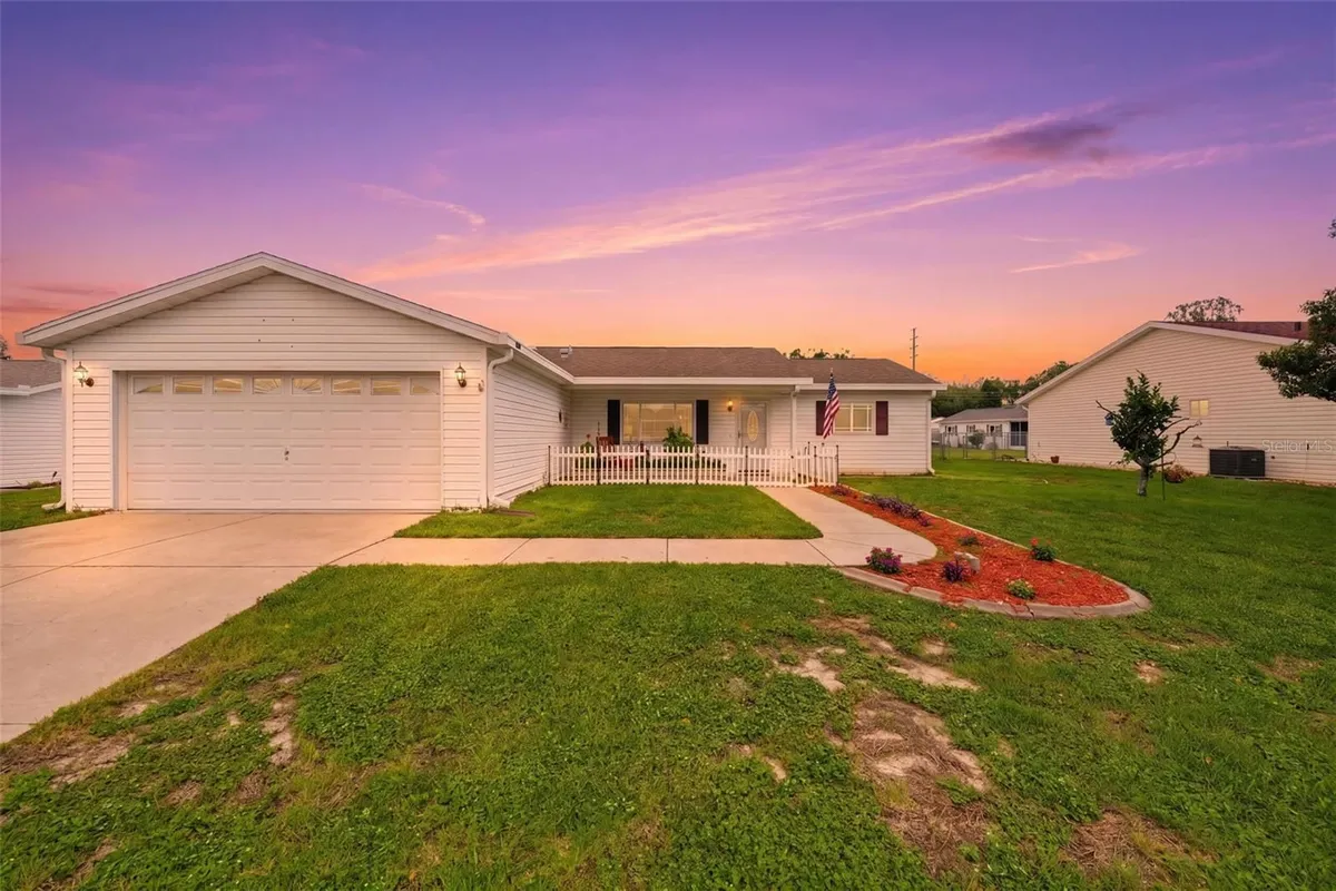 Property Slideshow image 1 of 40 | 9565 se 173rd pl, Summerfield, FL, 34491