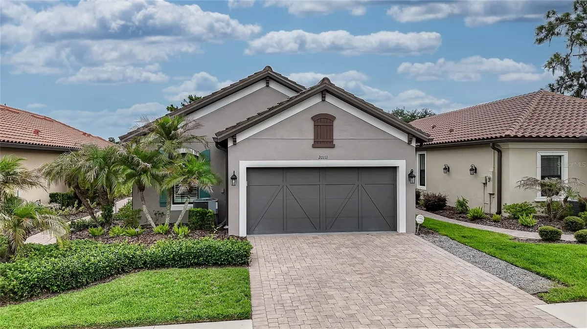 Property Slideshow image 1 of 50 | 20111 sorano hill pl, Tampa, FL, 33647