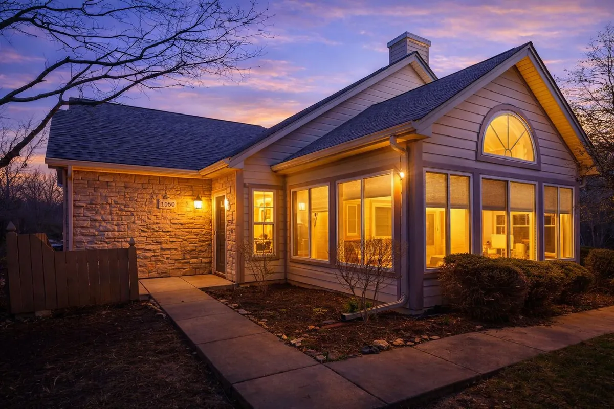 Property Slideshow image 1 of 29 | 1959 timberview dr, Joliet, IL, 60431