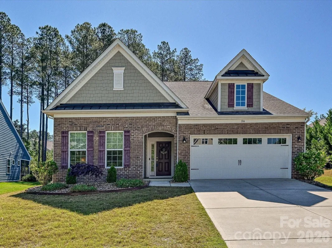 Property Slideshow image 1 of 48 | 304 picasso trl, Mount Holly, NC, 28120