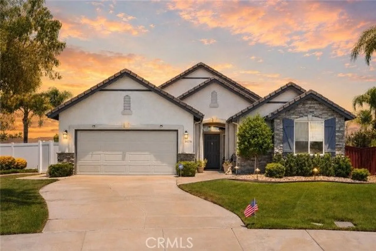 Property Slideshow image 1 of 34 | 30276 fetzer cir, Murrieta, CA, 92563