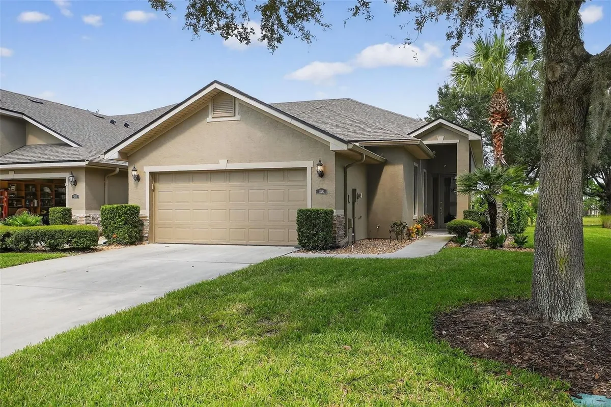 Property Slideshow image 1 of 38 | 1300 hansberry ln, Ormond Beach, FL, 32174