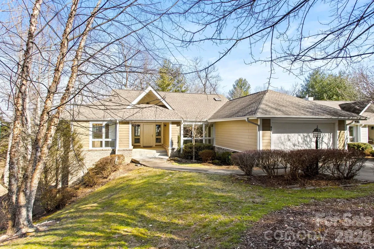Property Slideshow image 1 of 42 | 514 cobblestone ln 45, Flat Rock, NC, 28731