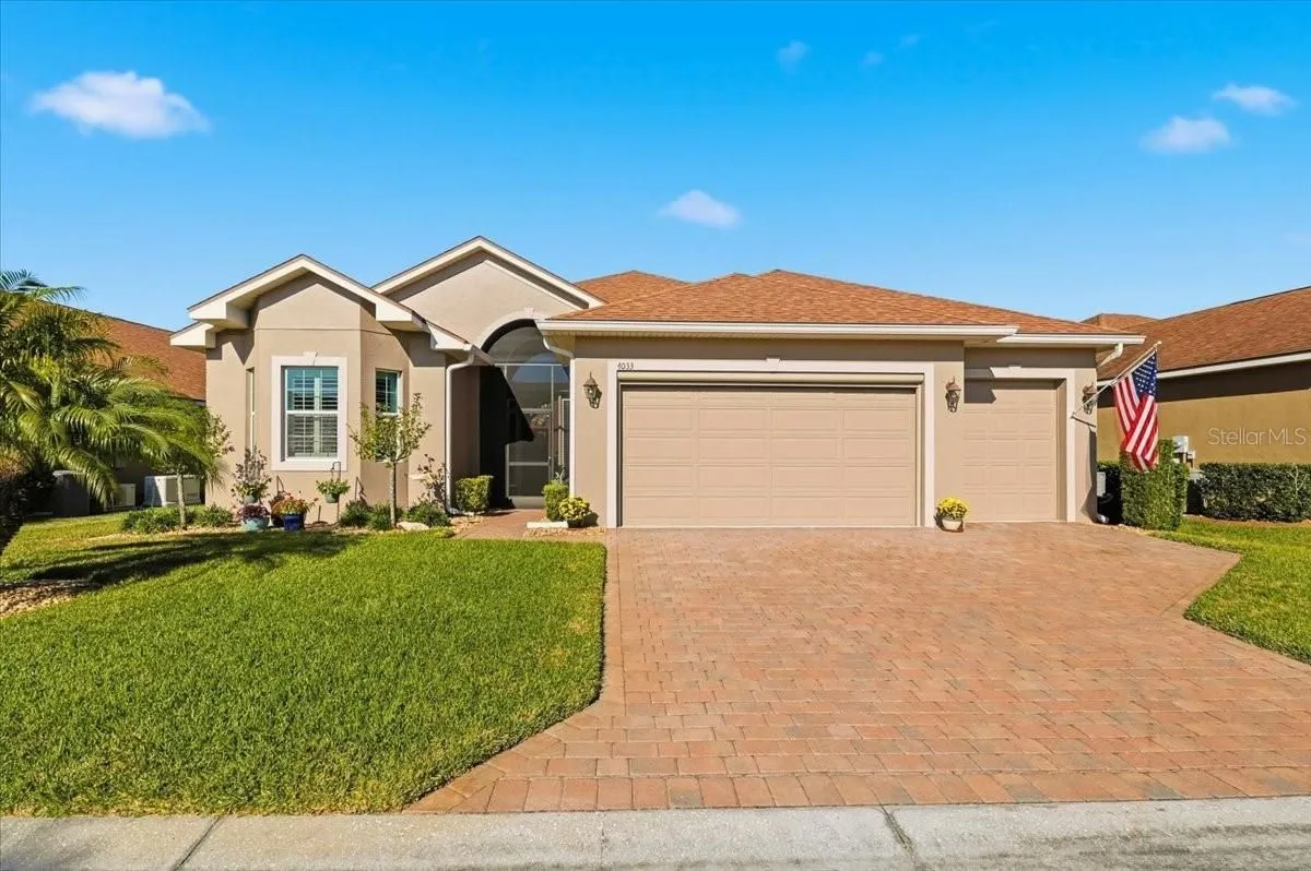 Property Slideshow image 1 of 59 | 4033 phoenician way, Winter Haven, FL, 33884