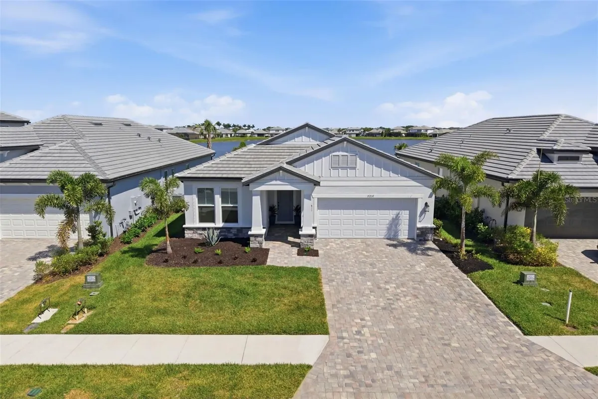 Property Slideshow image 1 of 78 | 17237 savory mist cir, Bradenton, FL, 34211