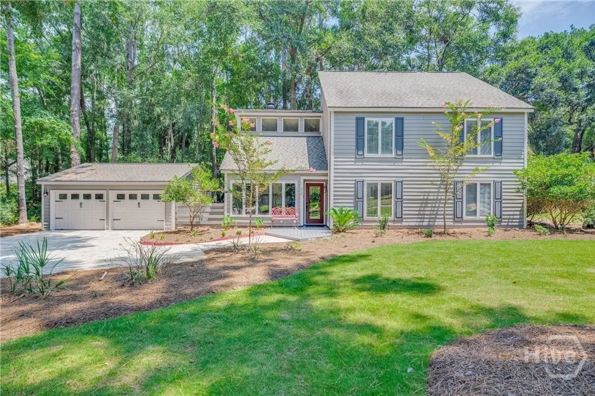 Property Slideshow image 1 of 29 | 22 monastery rd, Savannah, GA, 31411