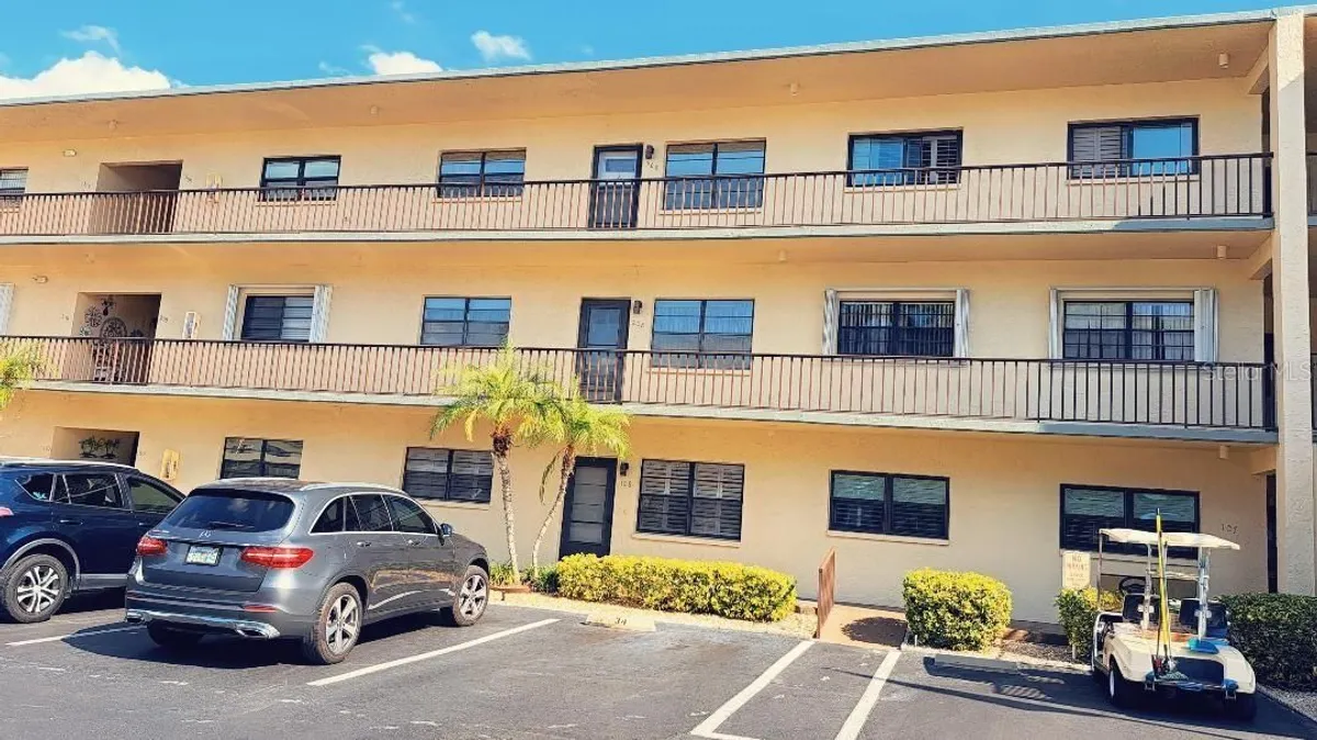 Property Slideshow image 1 of 18 | 7951 58th ave n unit 208, St Petersburg, FL, 33709