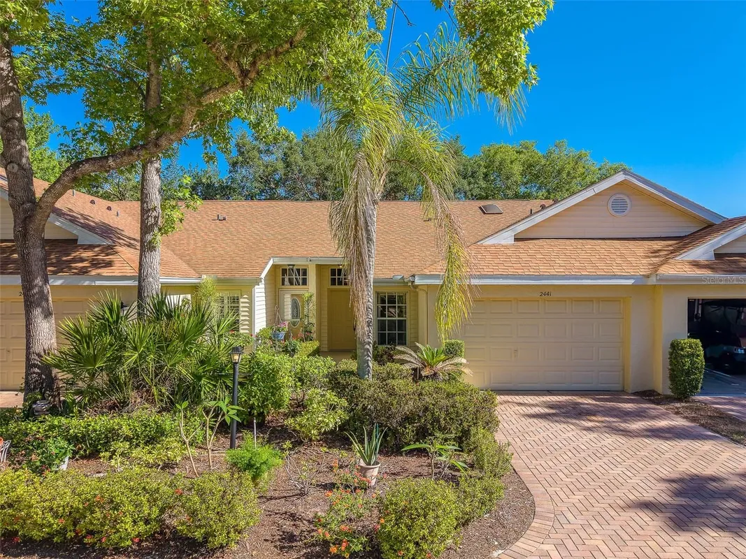 Property Slideshow image 1 of 69 | 2441 new haven cir 58, Sun City Center, FL, 33573