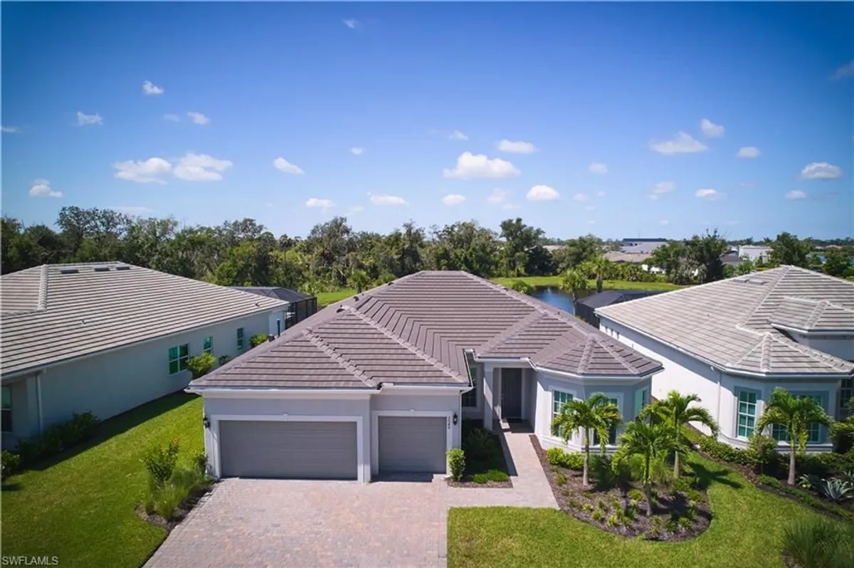 Property Slideshow image 1 of 40 | 7540 paradise tree dr, North Fort Myers, FL, 33917