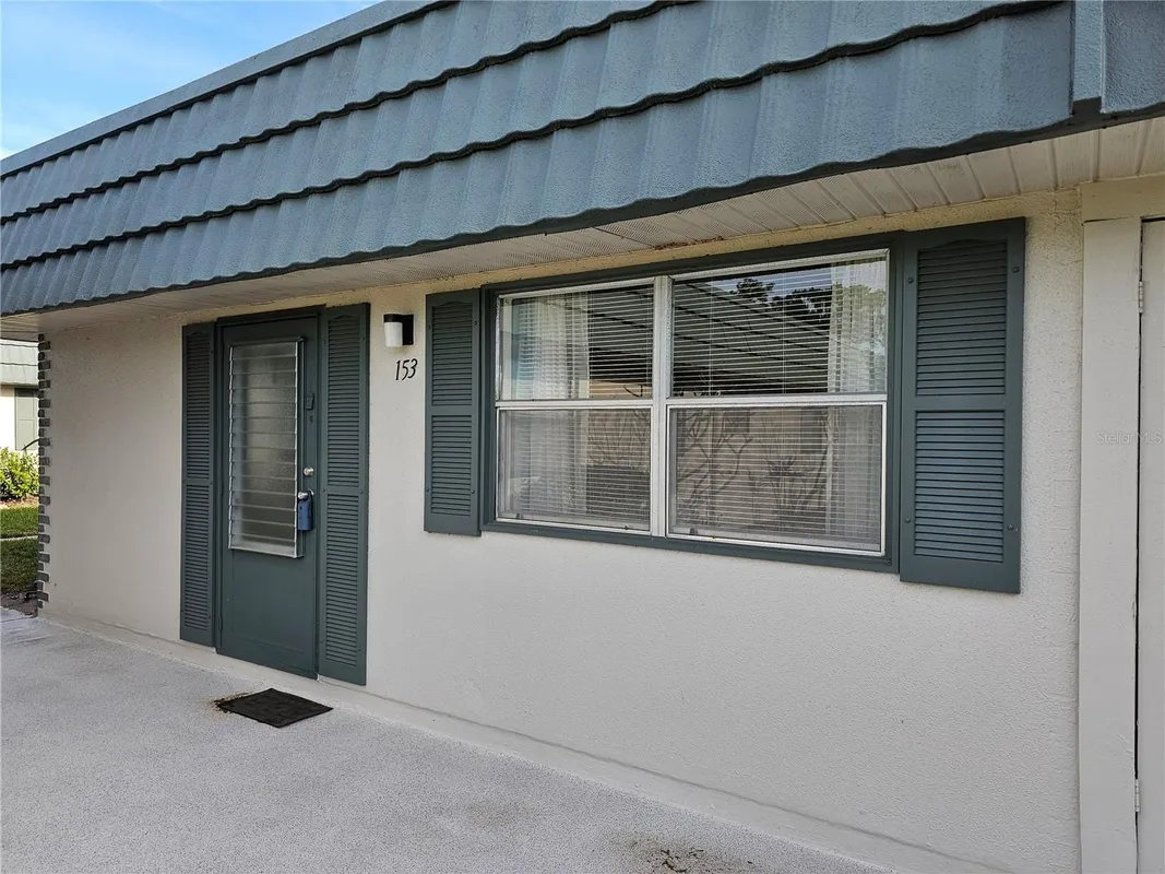 Property Slideshow image 1 of 46 | 1811 bedford ln 153, Sun City Center, FL, 33573