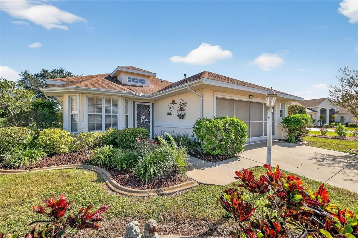 Property Slideshow image 1 of 66 | 21202 braveheart dr, Leesburg, FL, 34748