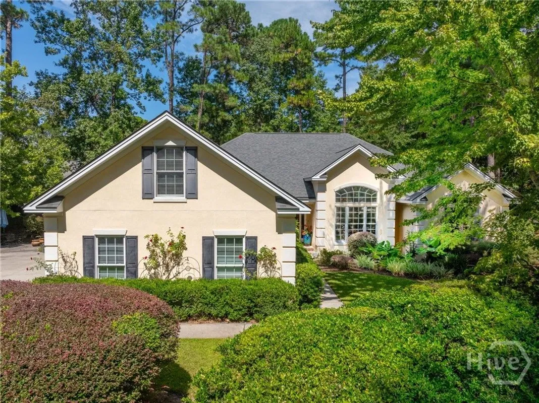 Property Slideshow image 1 of 40 | 1 gumtree ln, Savannah, GA, 31411