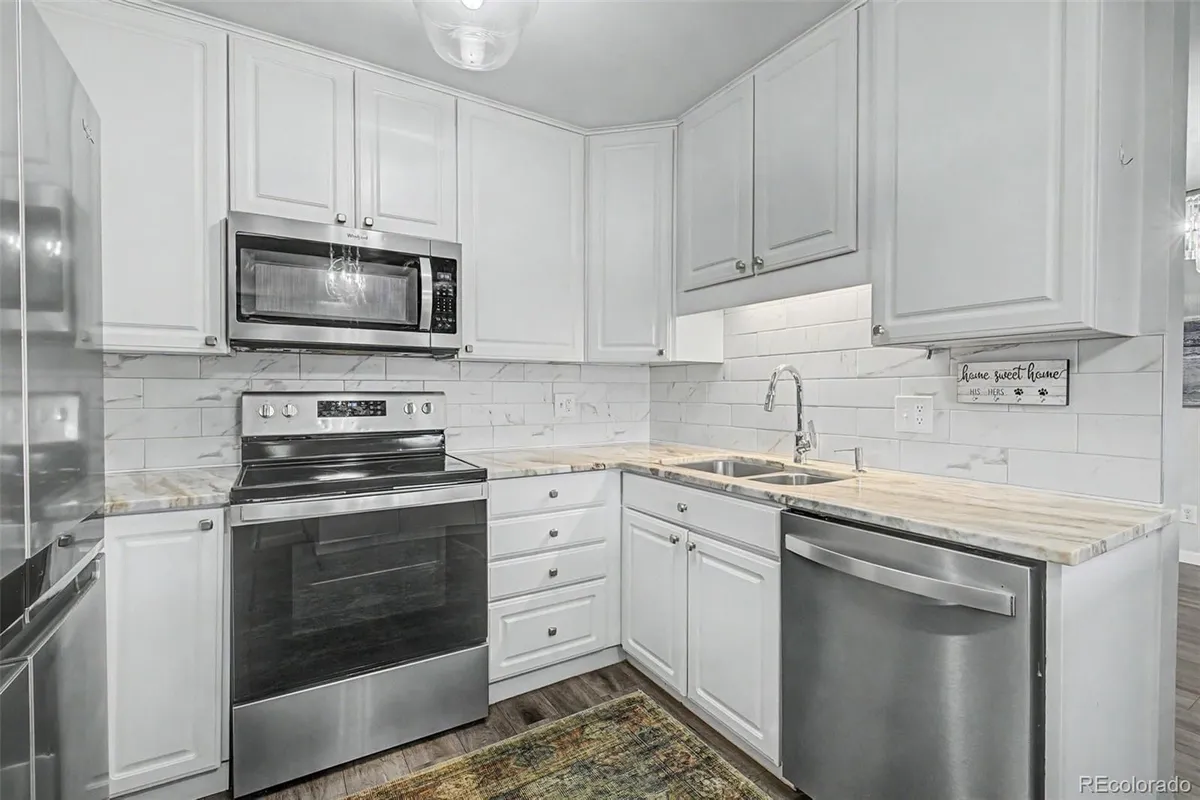 Property Slideshow image 1 of 37 | 3164 s wheeling way 408, Aurora, CO, 80014