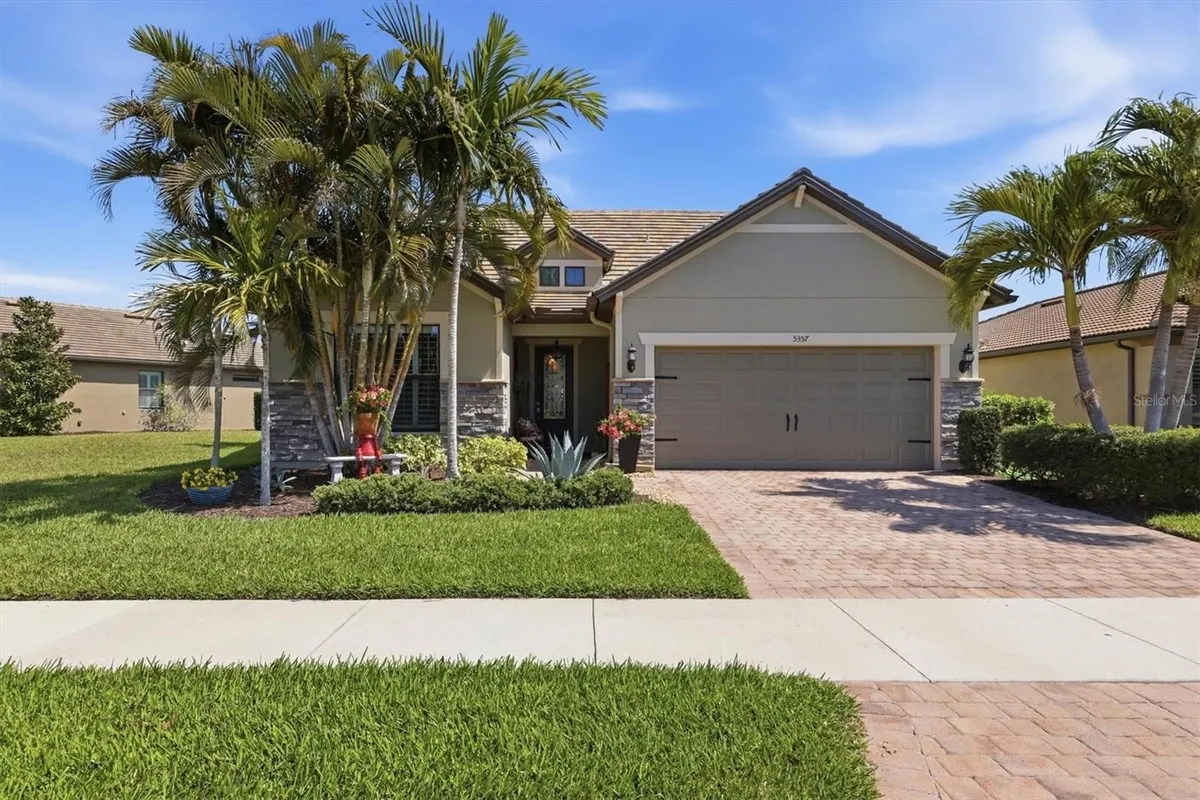 Property Slideshow image 1 of 69 | 5357 sundew dr, Sarasota, FL, 34238