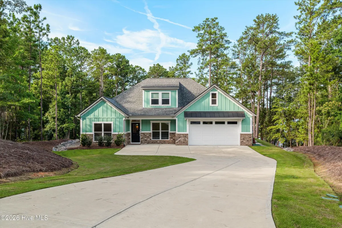 Property Slideshow image 1 of 64 | 208 stafford pl, Mccormick, SC, 29835