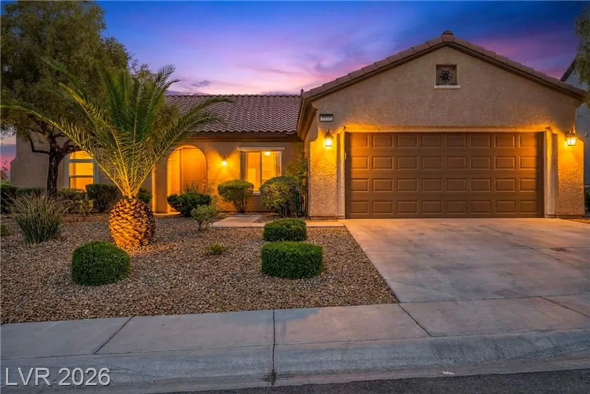 Property Slideshow image 1 of 57 | 2972 foxtail creek ave, Henderson, NV, 89052