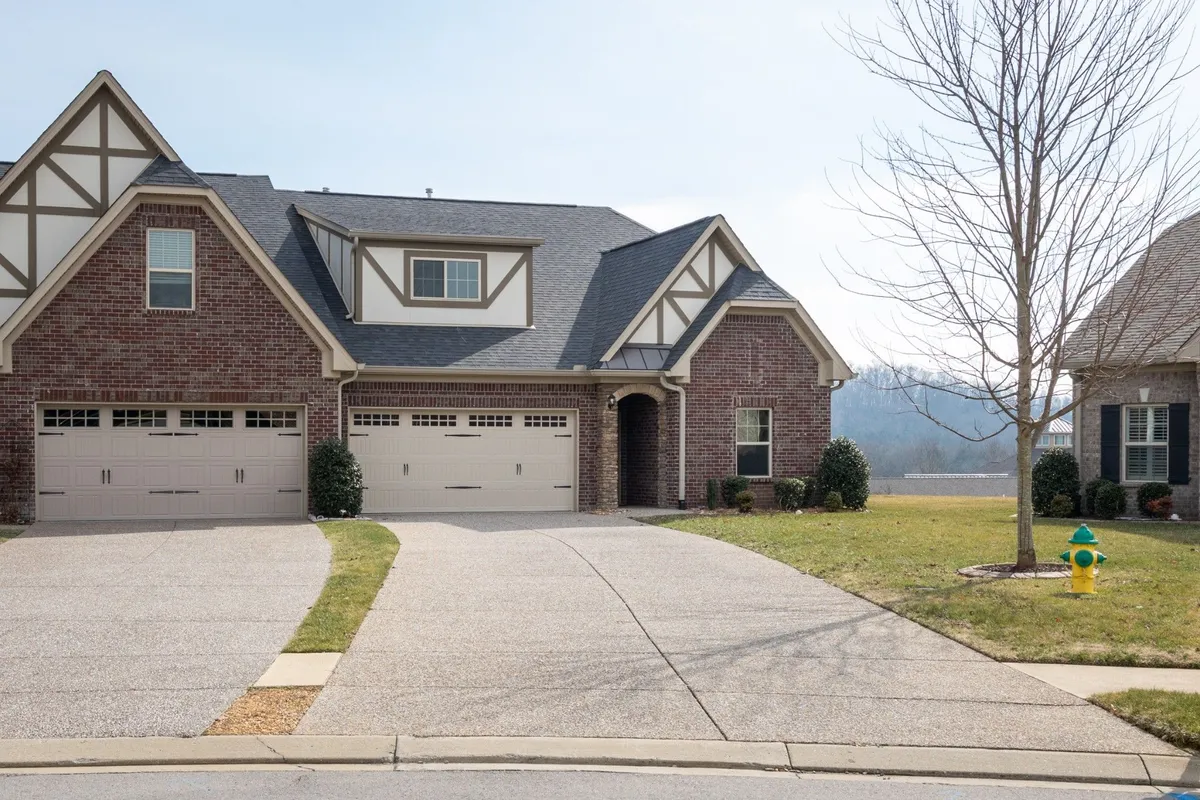 Property Slideshow image 1 of 46 | 37 misty ct, Lebanon, TN, 37090