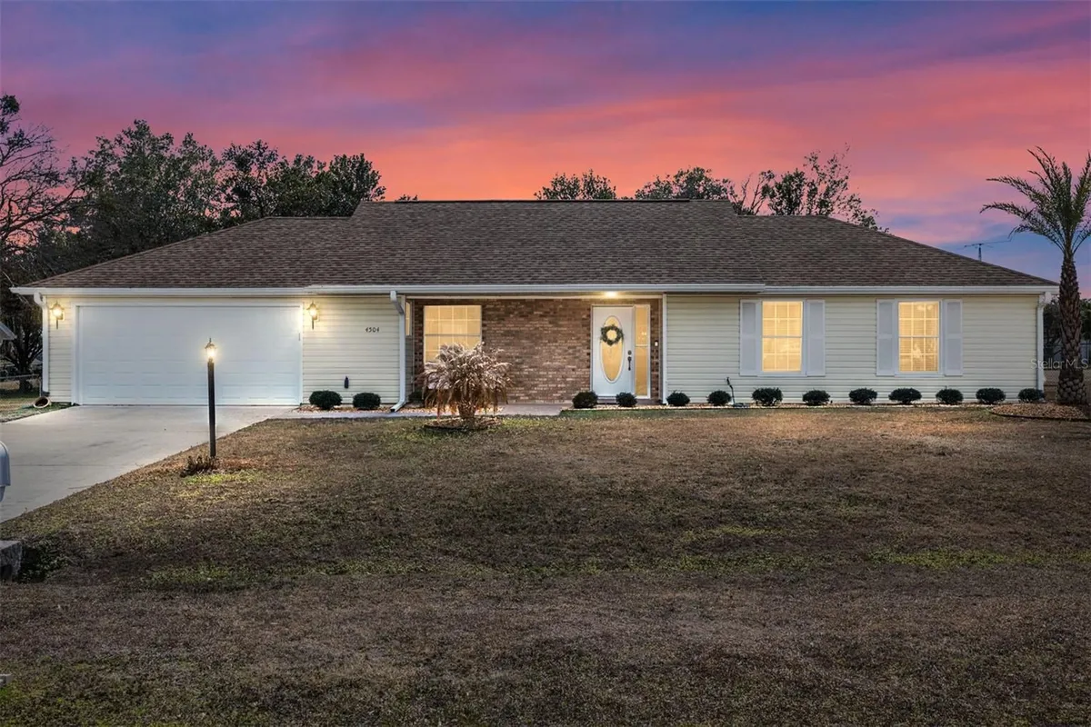 Property Slideshow image 1 of 50 | 4504 nw 32nd st, Ocala, FL, 34482