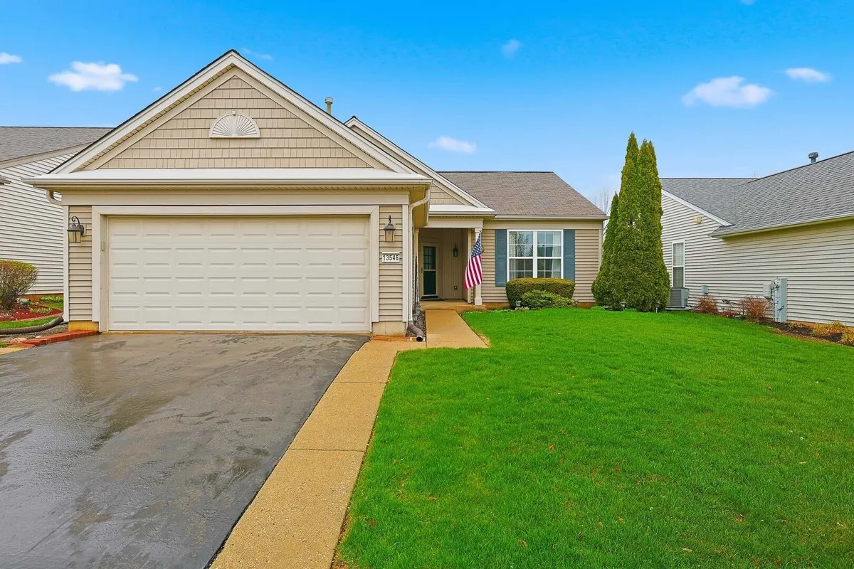 Property Slideshow image 1 of 19 | , Huntley, IL, 60142