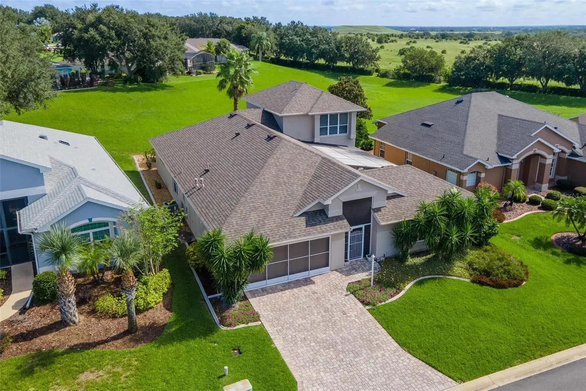 Property Slideshow image 1 of 73 | 5789 bounty cir, Tavares, FL, 32778