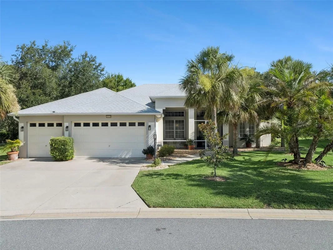 Property Slideshow image 1 of 41 | 20538 queen alexandra dr, Leesburg, FL, 34748