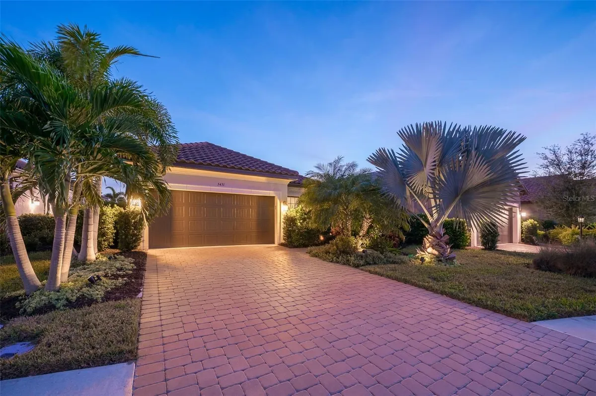 Property Slideshow image 1 of 97 | 5451 lago maggio st, Sarasota, FL, 34238