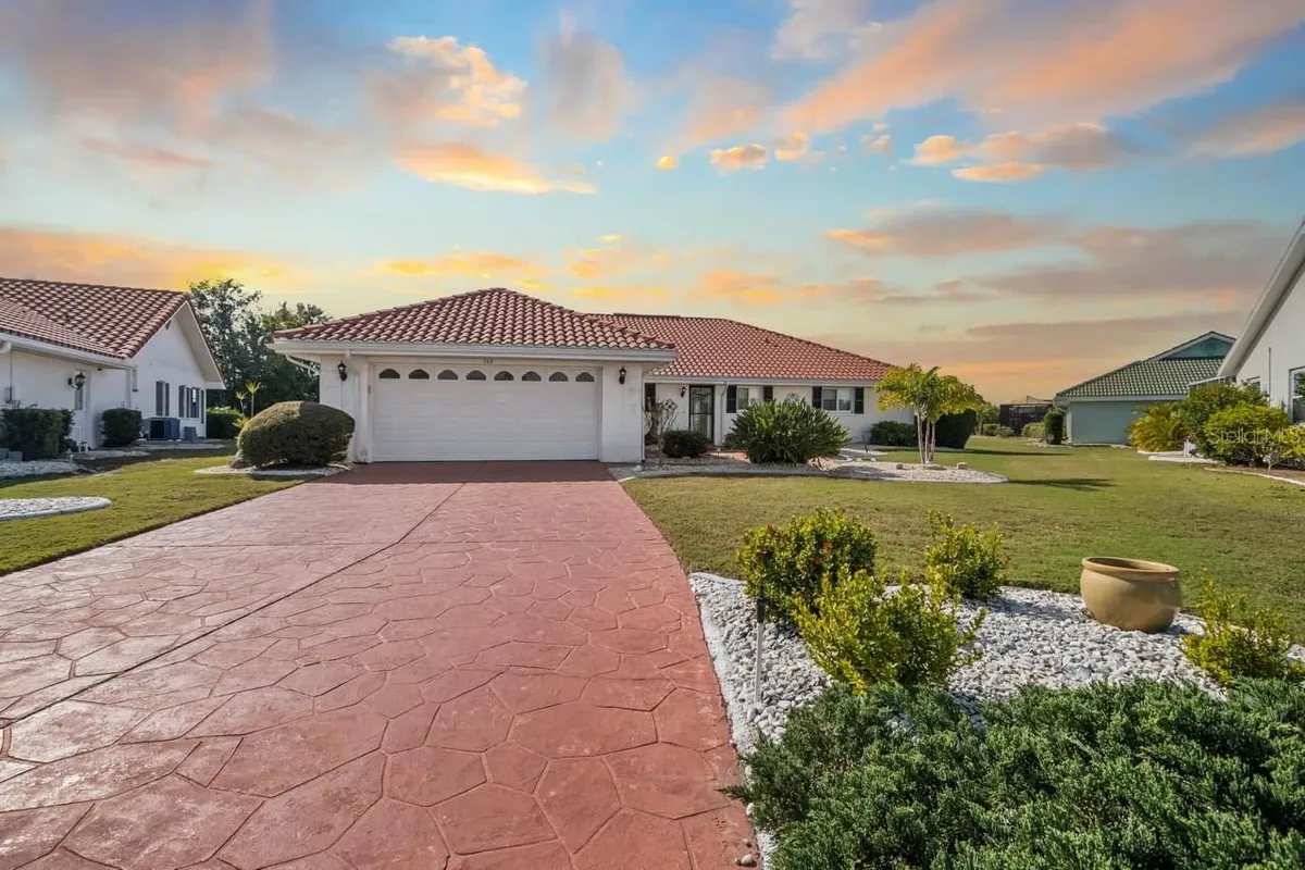 Property Slideshow image 1 of 47 | 703 westmont way, Sun City Center, FL, 33573