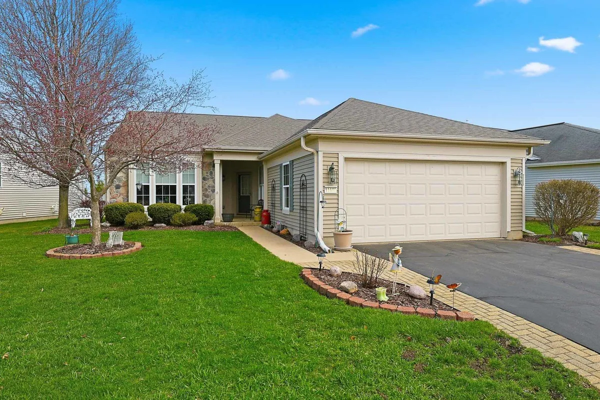 Property Slideshow image 1 of 1 | 11660 windsor dr, Huntley, IL, 60142