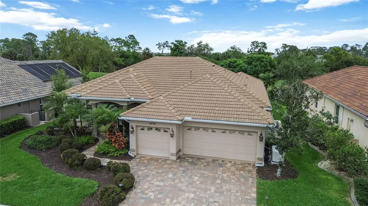 Property Slideshow image 1 of 58 | 2896 egret ct, North Port, FL, 34287