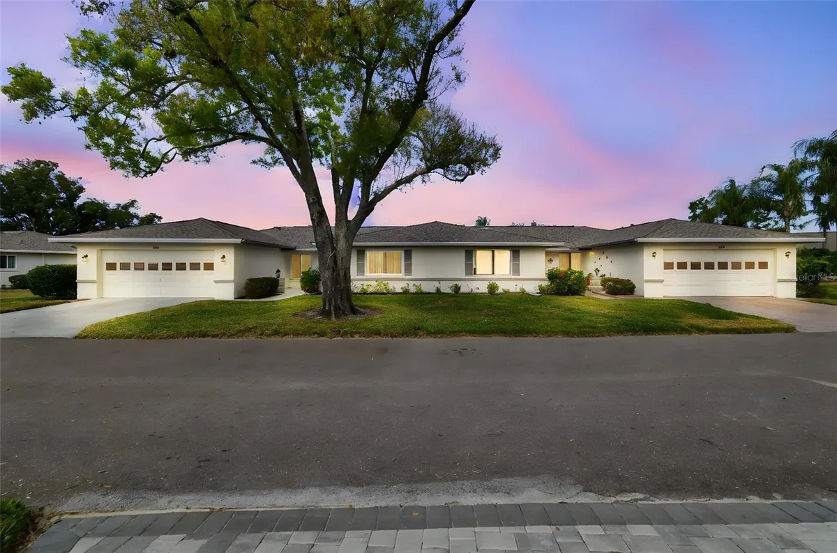 Property Slideshow image 1 of 73 | 2306 lancaster dr, Sun City Center, FL, 33573