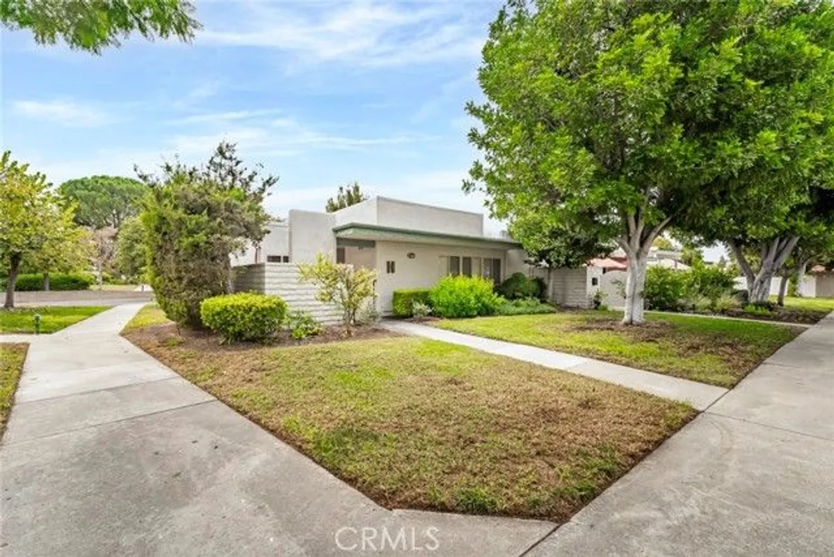 Property Slideshow image 1 of 60 | 2220 via mariposa e h, Laguna Woods, CA, 92637