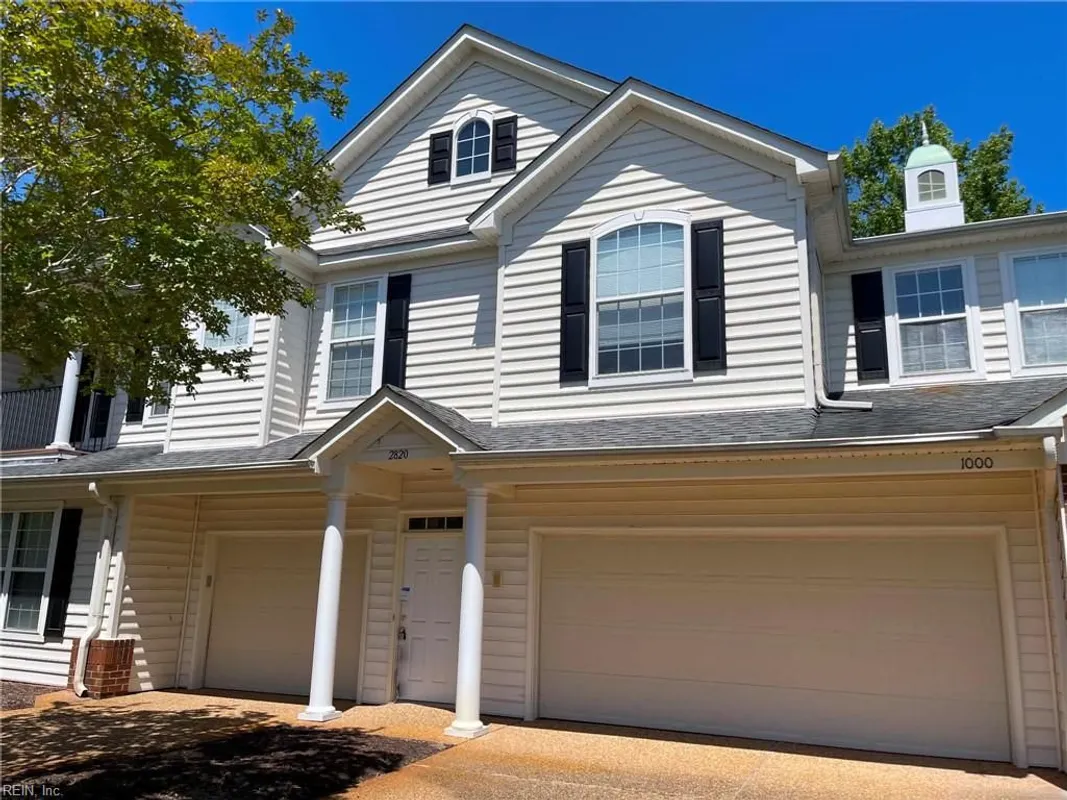 Property Slideshow image 1 of 28 | 2820 majestic oak ct, Virginia Beach, VA, 23456