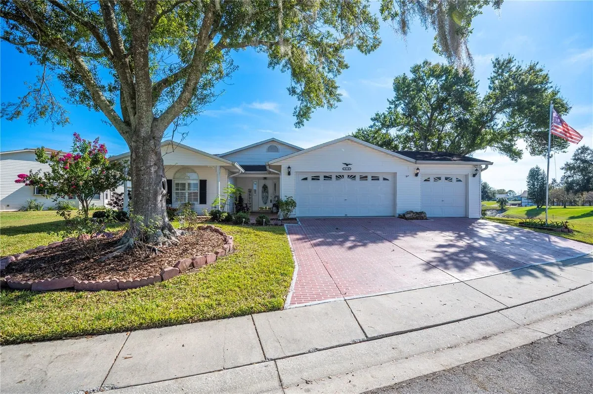 Property Slideshow image 1 of 51 | 3535 saddlebrook way, Lakeland, FL, 33810