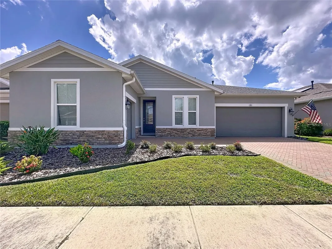 Property Slideshow image 1 of 89 | 201 silver maple rd, Groveland, FL, 34736