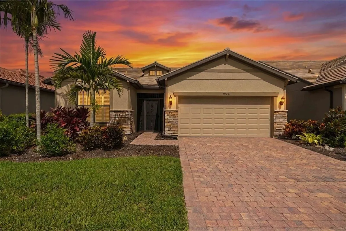 Property Slideshow image 1 of 92 | 19731 quisto st, Venice, FL, 34293