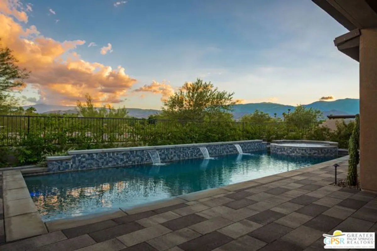 Property Slideshow image 1 of 58 | 47 cabernet, Rancho Mirage, CA, 92270