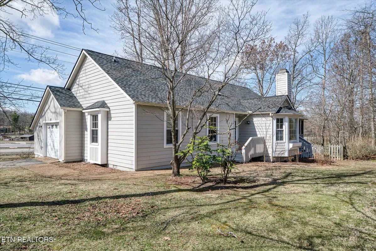 Property Slideshow image 1 of 48 | 112 gilford ter, Crossville, TN, 38558