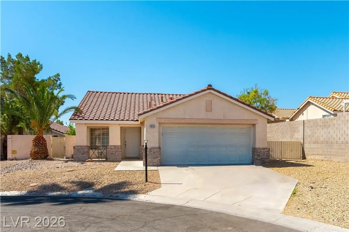 Property Slideshow image 1 of 25 | 4813 sunbelt ct, Las Vegas, NV, 89130