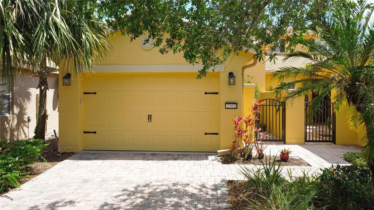Property Slideshow image 1 of 46 | 2502 palm tree dr, Poinciana, FL, 34759