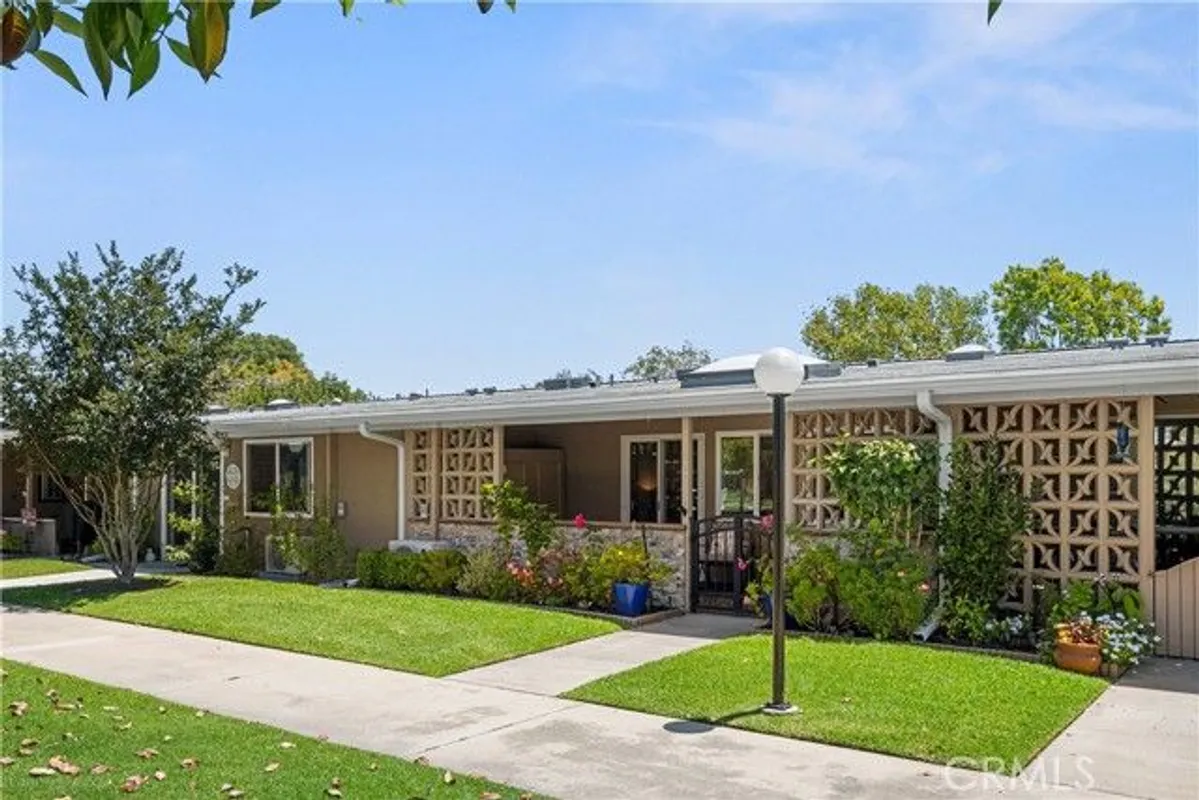 Property Slideshow image 1 of 22 | 1521 interlachen 258i, Seal Beach, CA, 90740