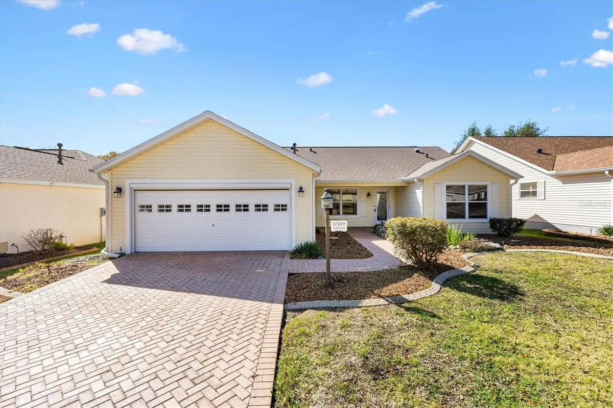 Property Slideshow image 1 of 34 | 17109 se 93rd yondel cir, The Villages, FL, 32162