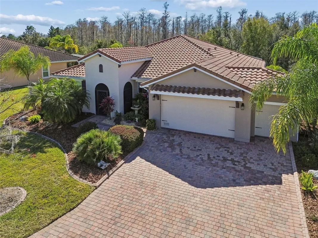 Property Slideshow image 1 of 75 | 825 san raphael st, Poinciana, FL, 34759