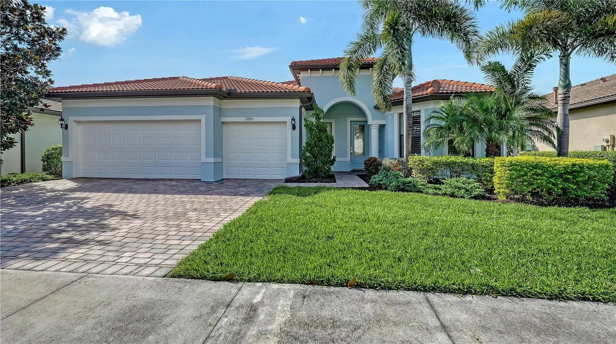 Property Slideshow image 1 of 59 | 5595 rain lily ct, Sarasota, FL, 34238