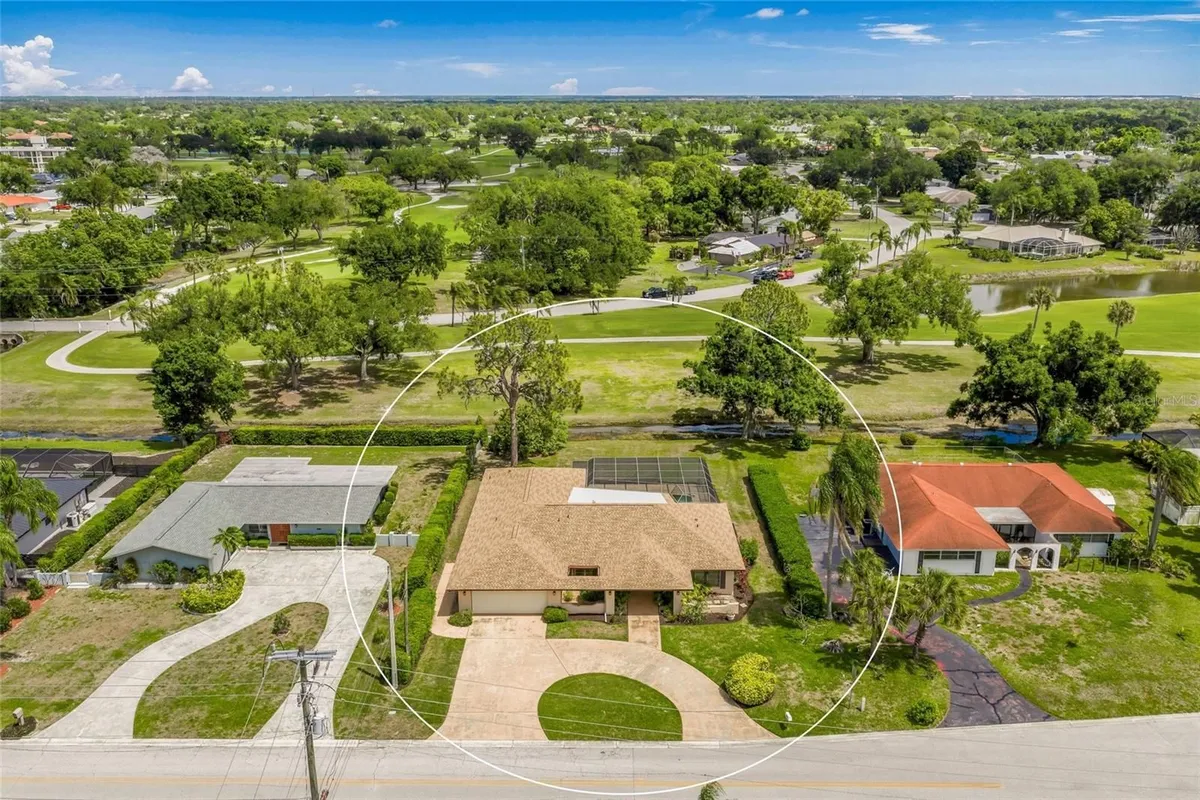 Property Slideshow image 1 of 64 | 4806 w country club dr, Sarasota, FL, 34243