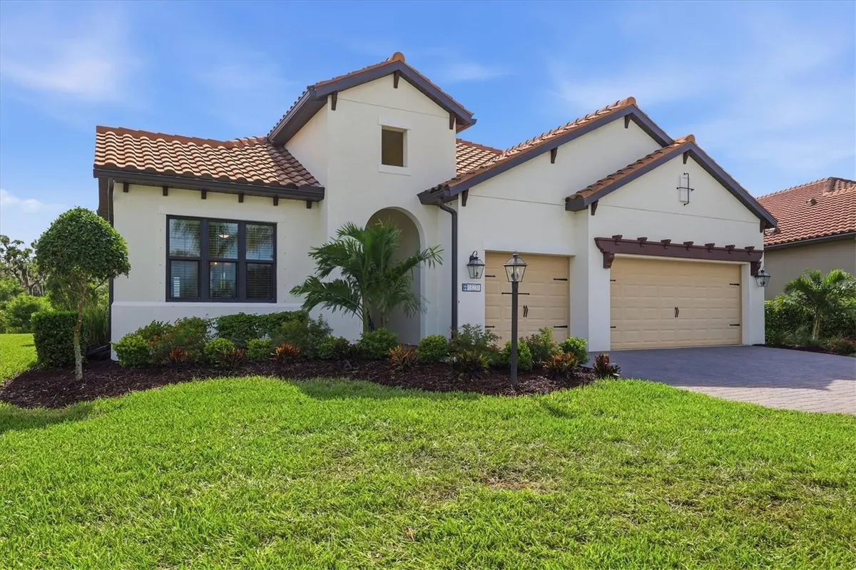 Property Slideshow image 1 of 79 | 13231 indigo way, Bradenton, FL, 34211