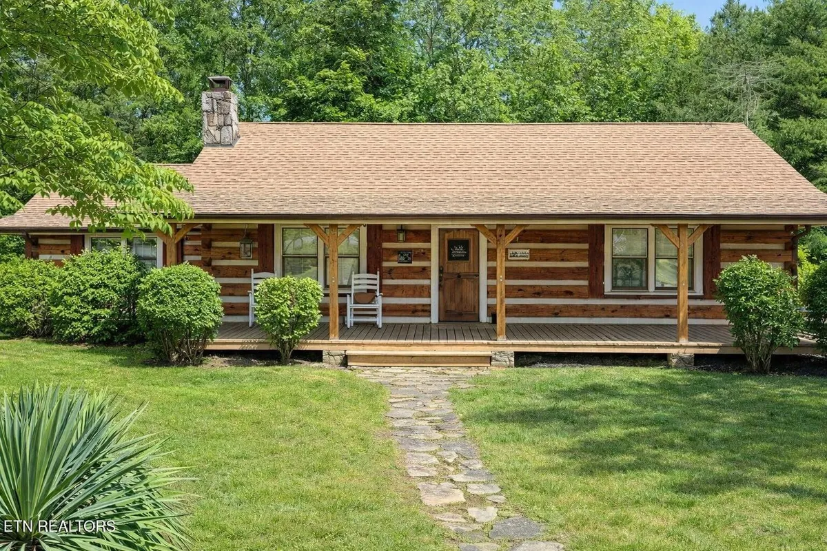 Property Slideshow image 1 of 25 | 139 windsor rd, Crossville, TN, 38558
