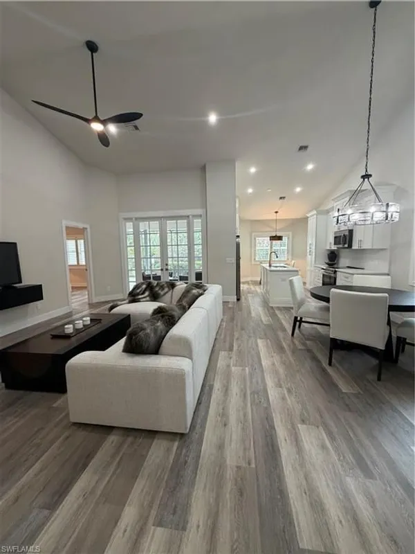 Property Slideshow image 1 of 28 | 27181 kindlewood ln, Bonita Springs, FL, 34134